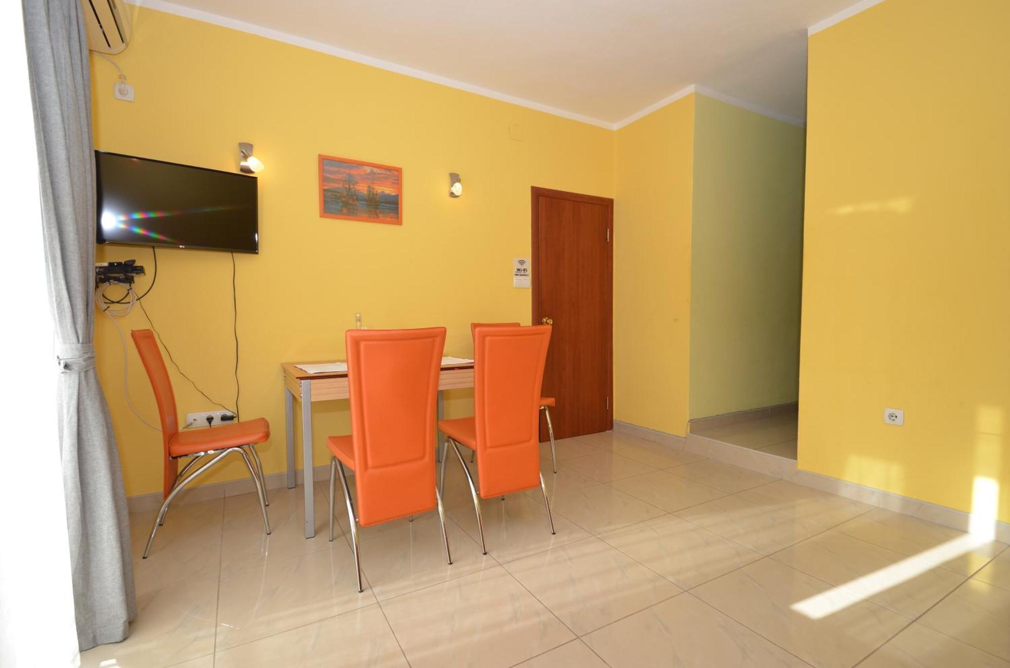 Apartments Dinko Zifra 티바트 객실 사진