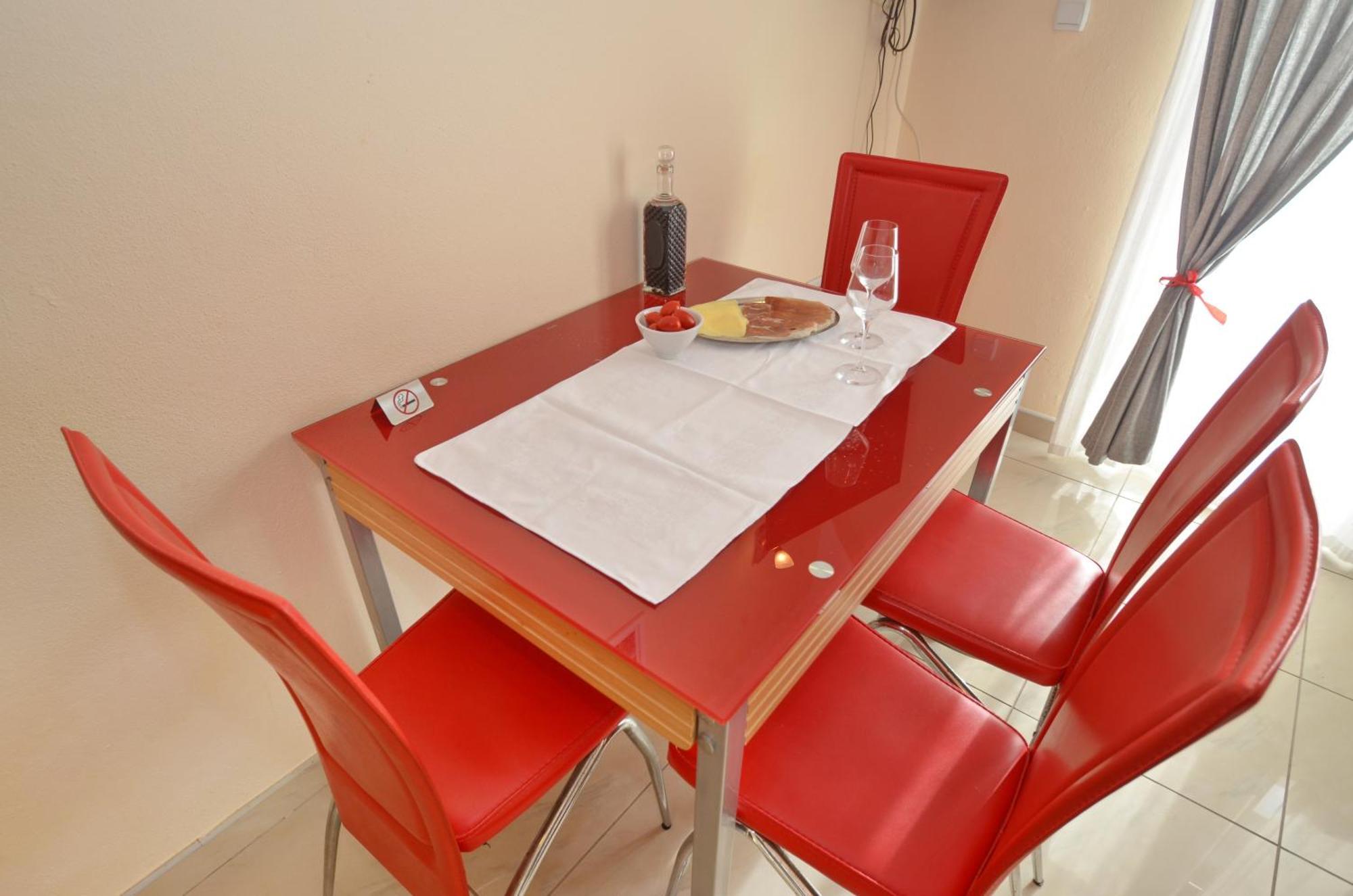 Apartments Dinko Zifra 티바트 외부 사진