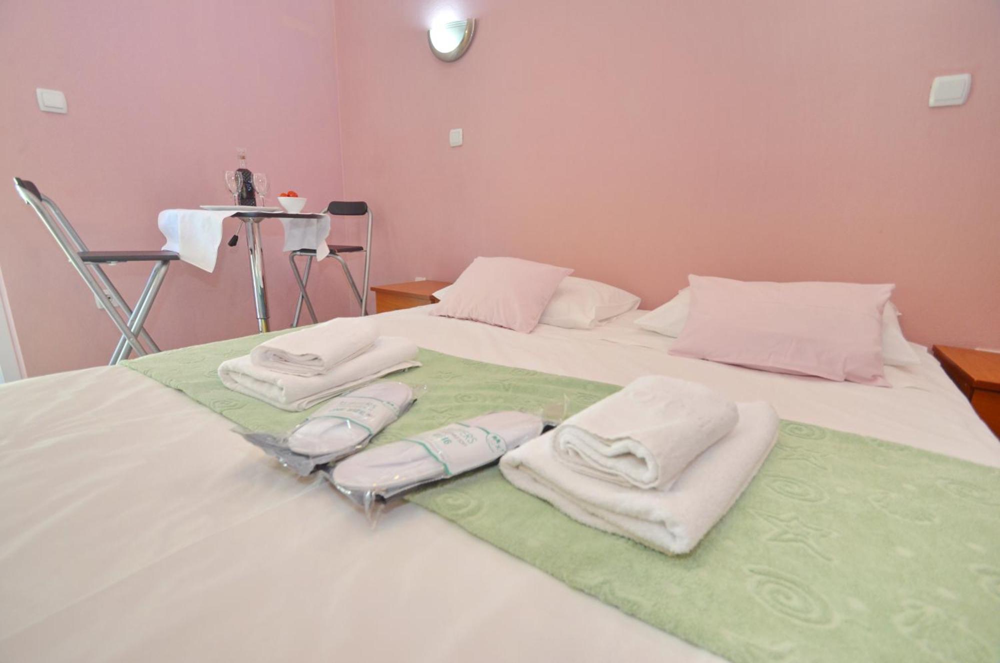 Apartments Dinko Zifra 티바트 외부 사진