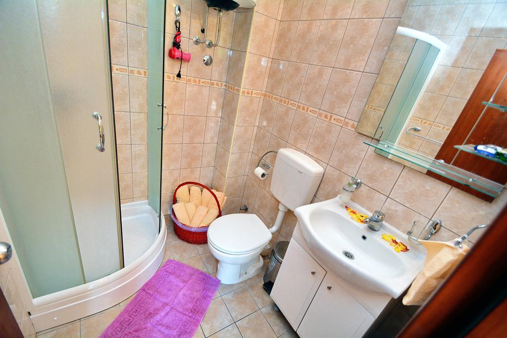 Apartments Dinko Zifra 티바트 외부 사진